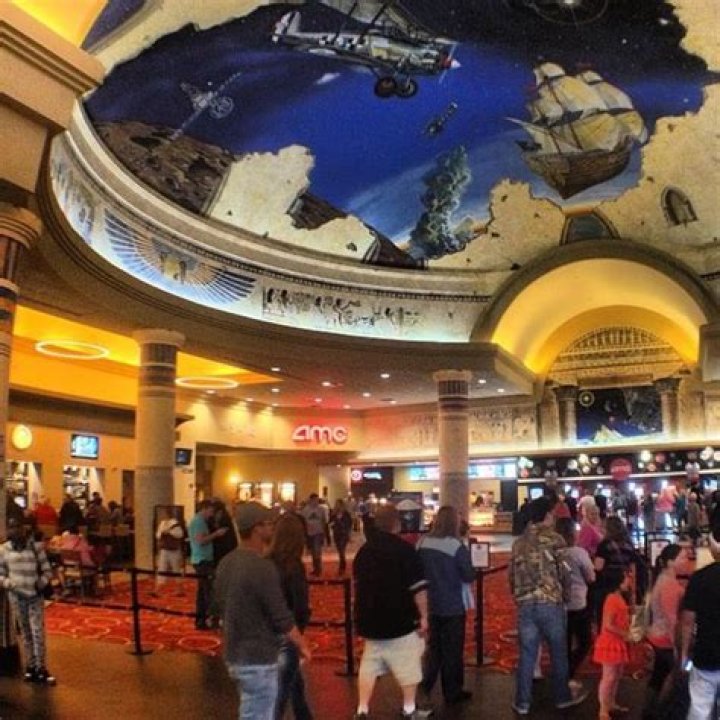 AMC Council Bluffs 17: The Ultimate Movie Theater Experience
