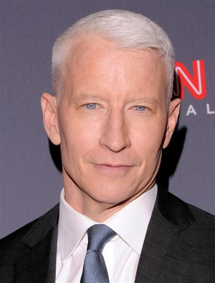 Anderson Cooper Height: A Comprehensive Guide to the Renowned Journalist