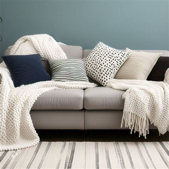Comprehensive Throw Blanket Guide: Your Ultimate Source for Comfort and Style