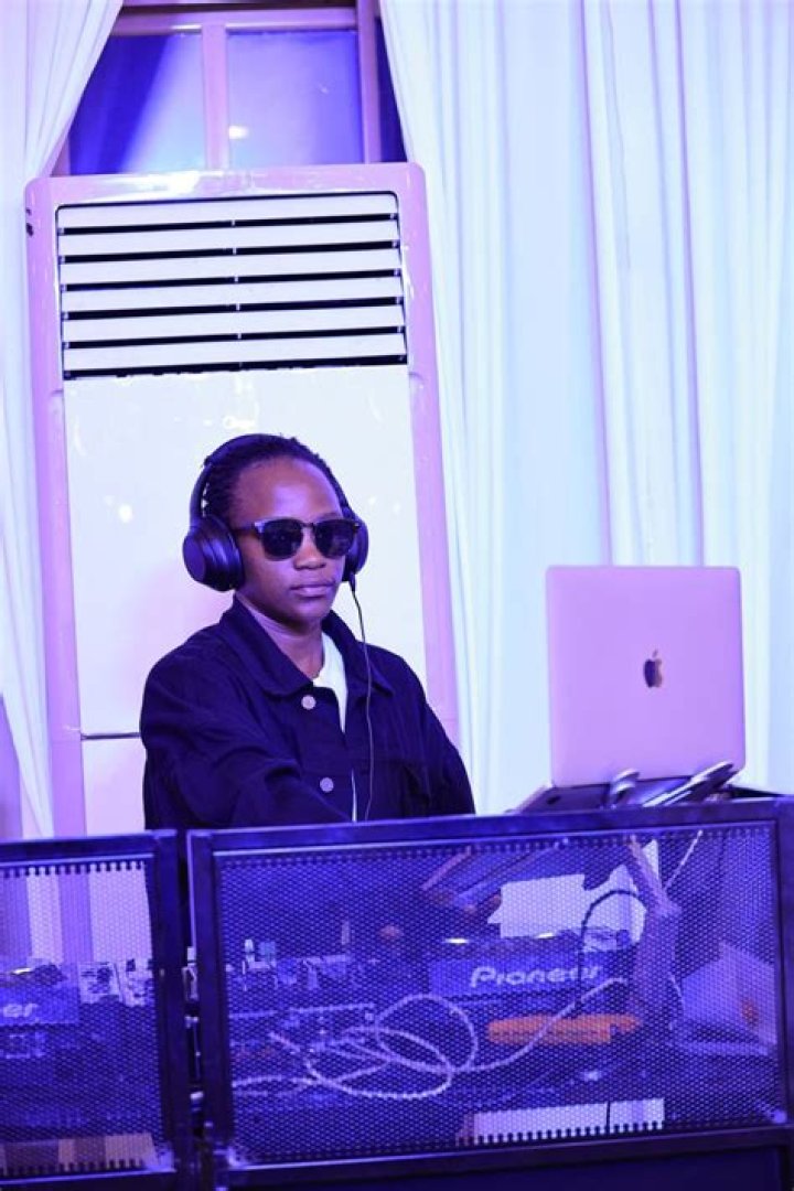 DJ Akademils IG: The Rising Star in the Music Scene