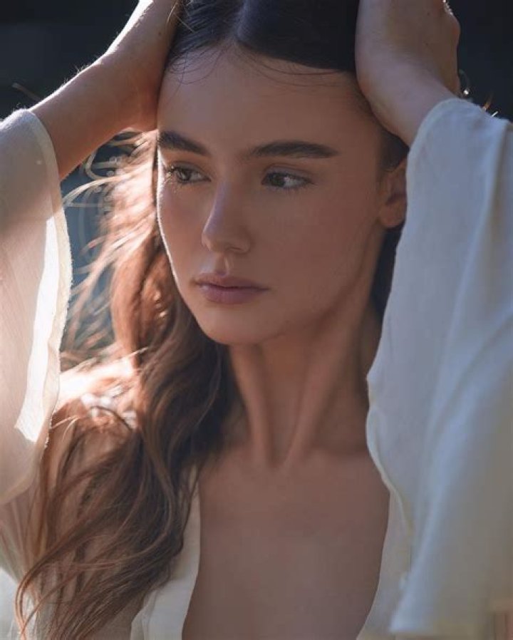 Ella Cervetto Nudes: A Comprehensive Analysis on Privacy, Celebrities, and Digital Ethics