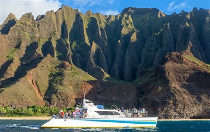 Holo Holo Charters Discount Coupons: Save Big on Your Kauai Adventure