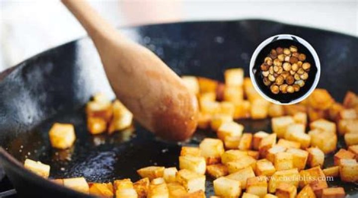 How to Keep Potatoes from Sticking to the Pan: A Comprehensive Guide
