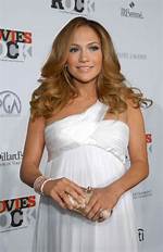 Jennifer Lopez's Pregnancy Rumors Debunked