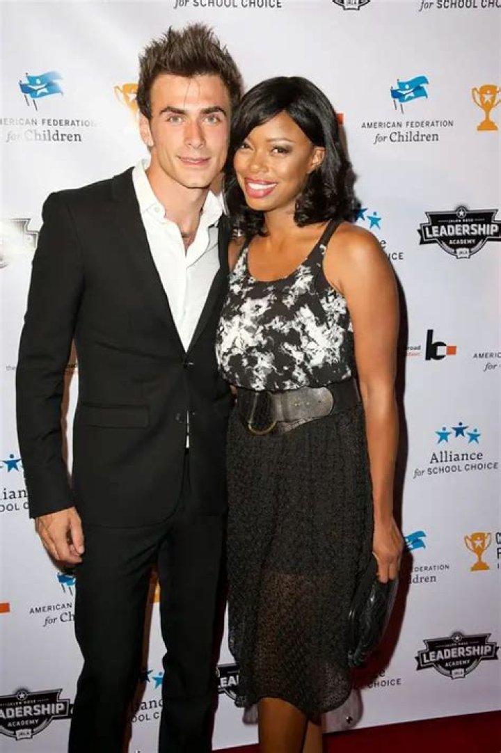 Jill Marie Jones Husband Bradford Harp: A Comprehensive Look into Their Relationship