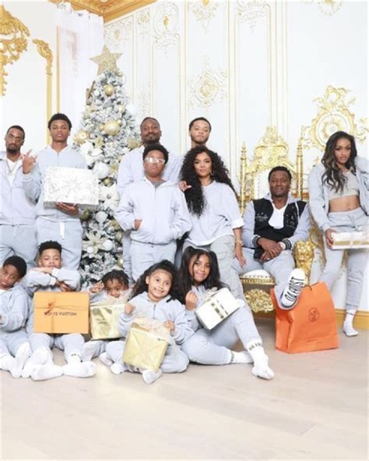 Kanye's Kids: A Comprehensive Look Into Their Lives and Legacy