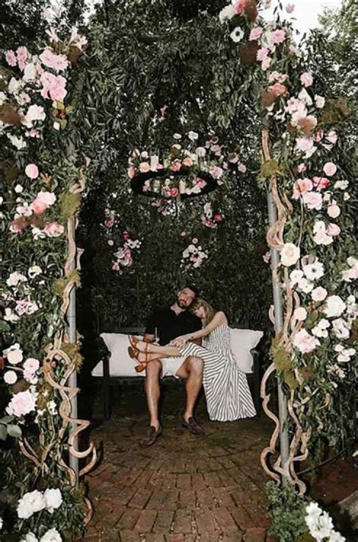 Kelce: A Comprehensive Guide to the Rising Star in the Entertainment Industry