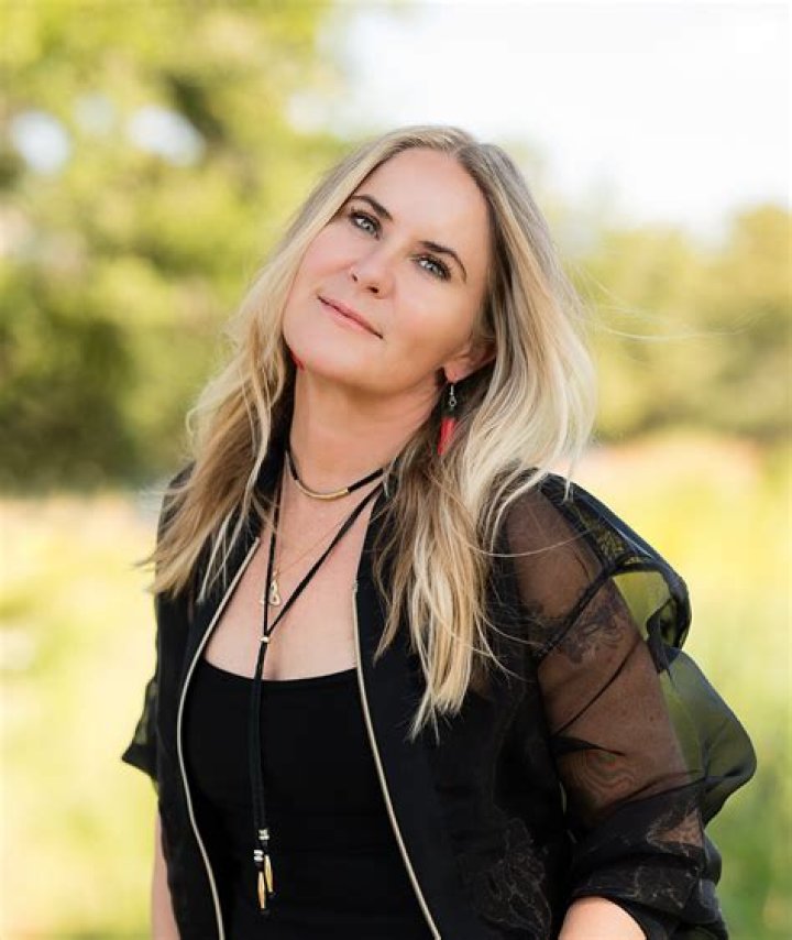 Kelly Rae Finley Partner: A Comprehensive Look at Their Journey, Achievements, and Impact