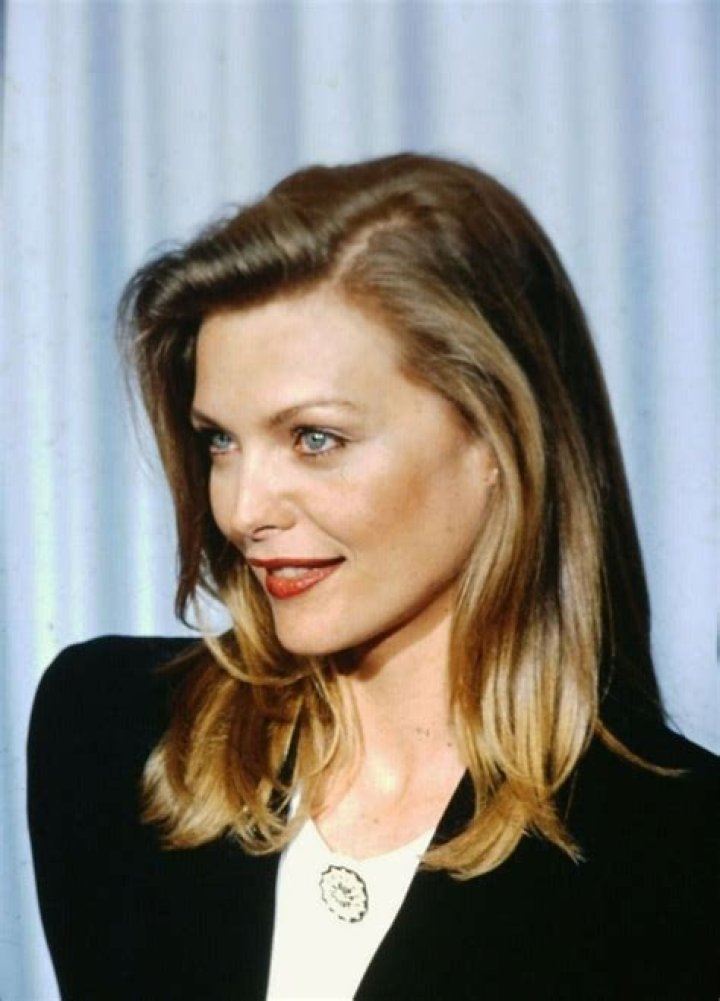 Michelle Pfeiffer in the 1990s: A Decade of Iconic Performances and Glamour