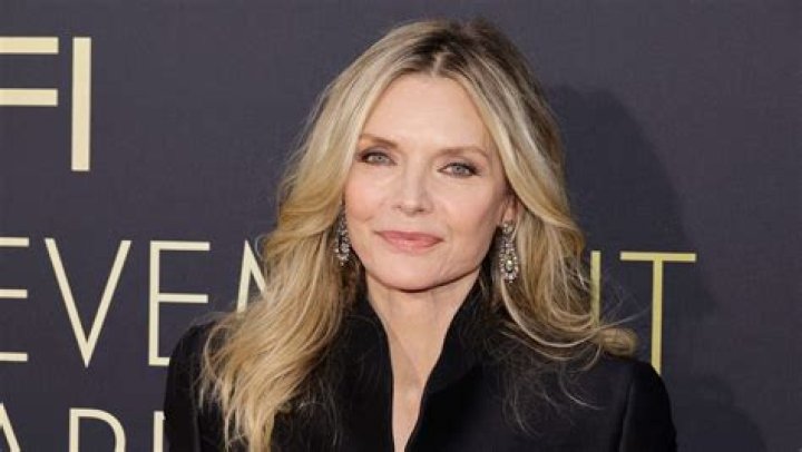 Michelle Pfeiffer: The Iconic Hollywood Star Who Defined Glamour and Talent