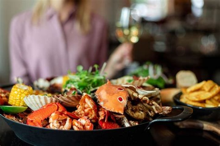 Mitchell's Seafood House: A Premier Seafood Dining Experience