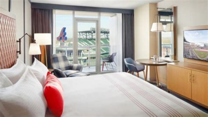 Omn&iacute; Hotel at Truist Park: Your Ultimate Stay Near SunTrust Park
