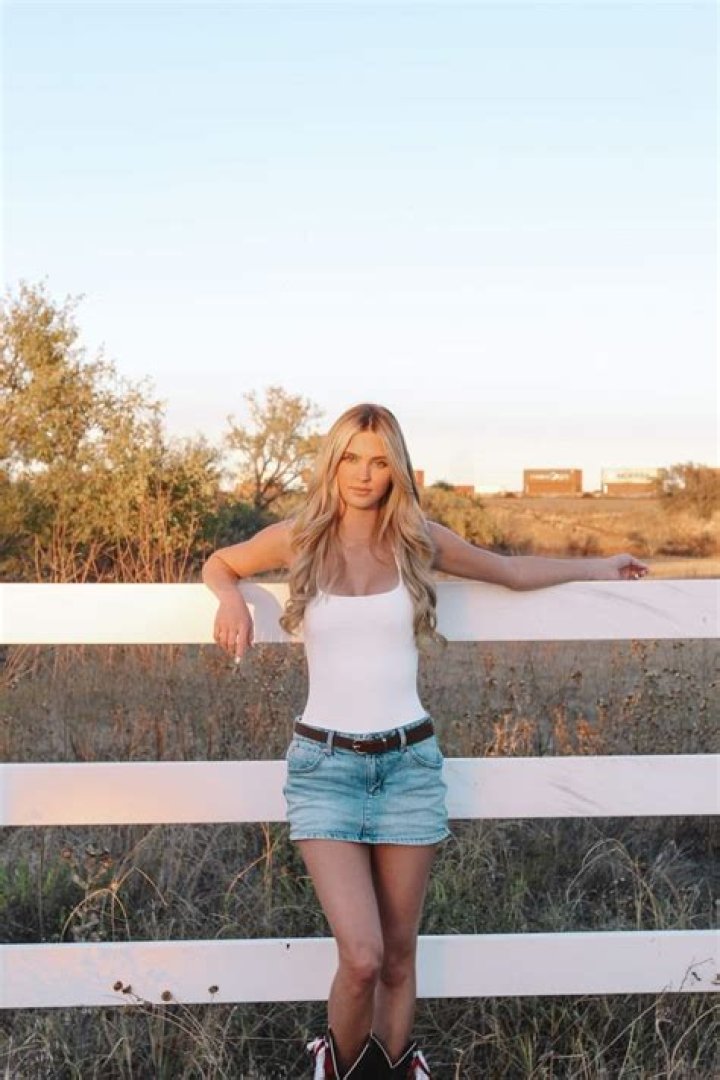 Paige Desorboiblings: Unveiling the Fame and Family Dynamics
