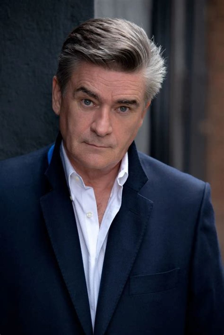 Peter Keleghan Look Alike: Exploring the Fascinating World of Celebrity Resemblances