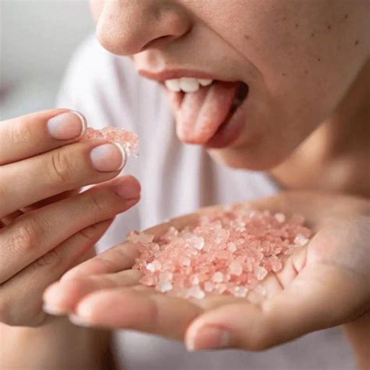 Salt Under Tongue for Men: Unlocking the Benefits and Science Behind the Trend