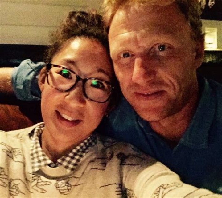 Sandra Oh Husband: Discovering Sandra Oh's Love Life and Personal Journey