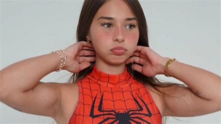Sophie Rain Look Alike Name: Unveiling the Fascinating World of Sophie Rain and Her Doppelg&auml;ngers