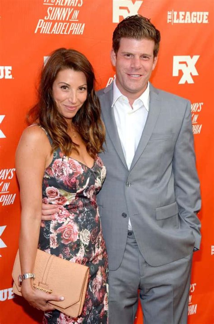 Steve Rannazzisi Wife: A Comprehensive Look Into Her Life and Their Relationship