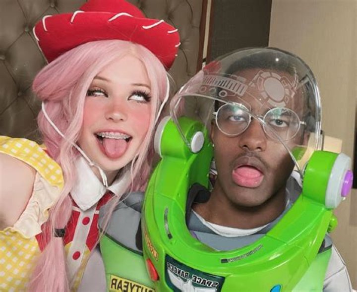 Twomad Belle Delphine: A Comprehensive Exploration