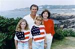 Weight, Wife, Kids, Bio-Wiki ·